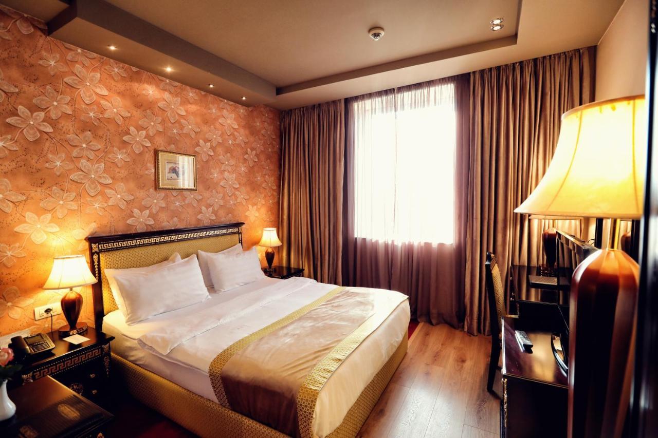 Grand Hotel Europa Shkoder Exterior photo