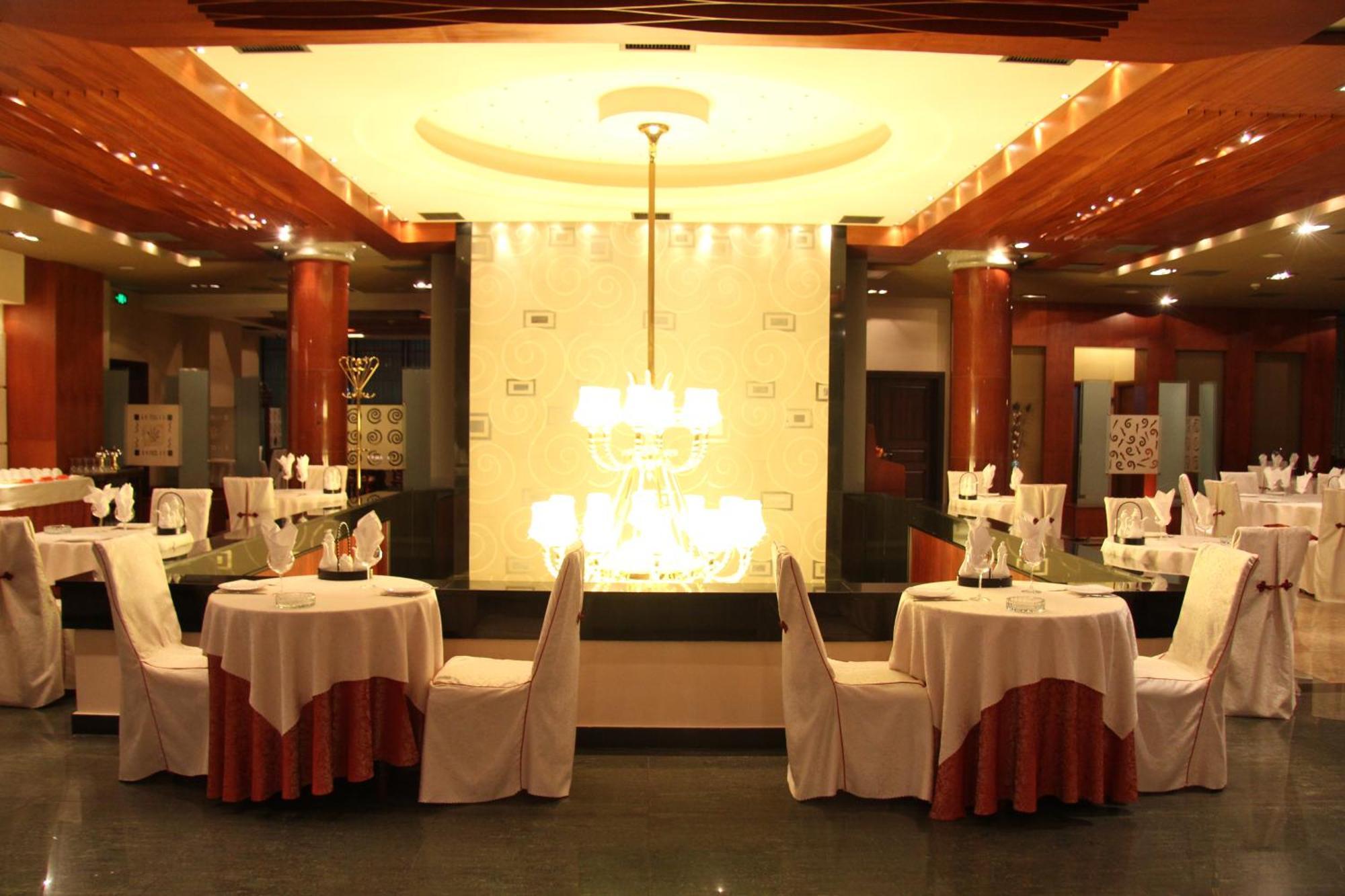 Grand Hotel Europa Shkoder Exterior photo