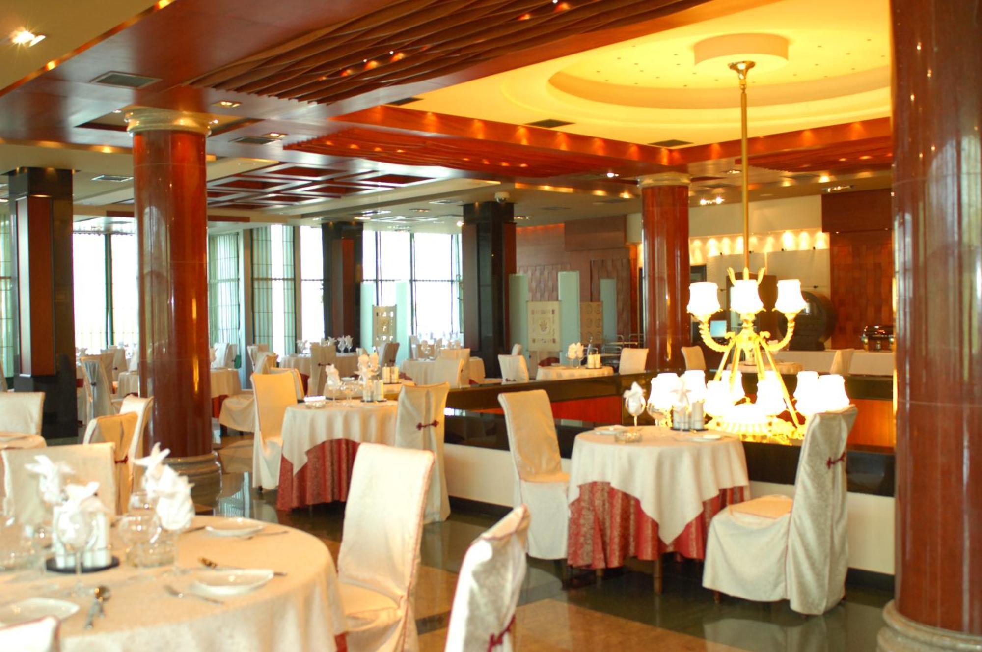 Grand Hotel Europa Shkoder Exterior photo