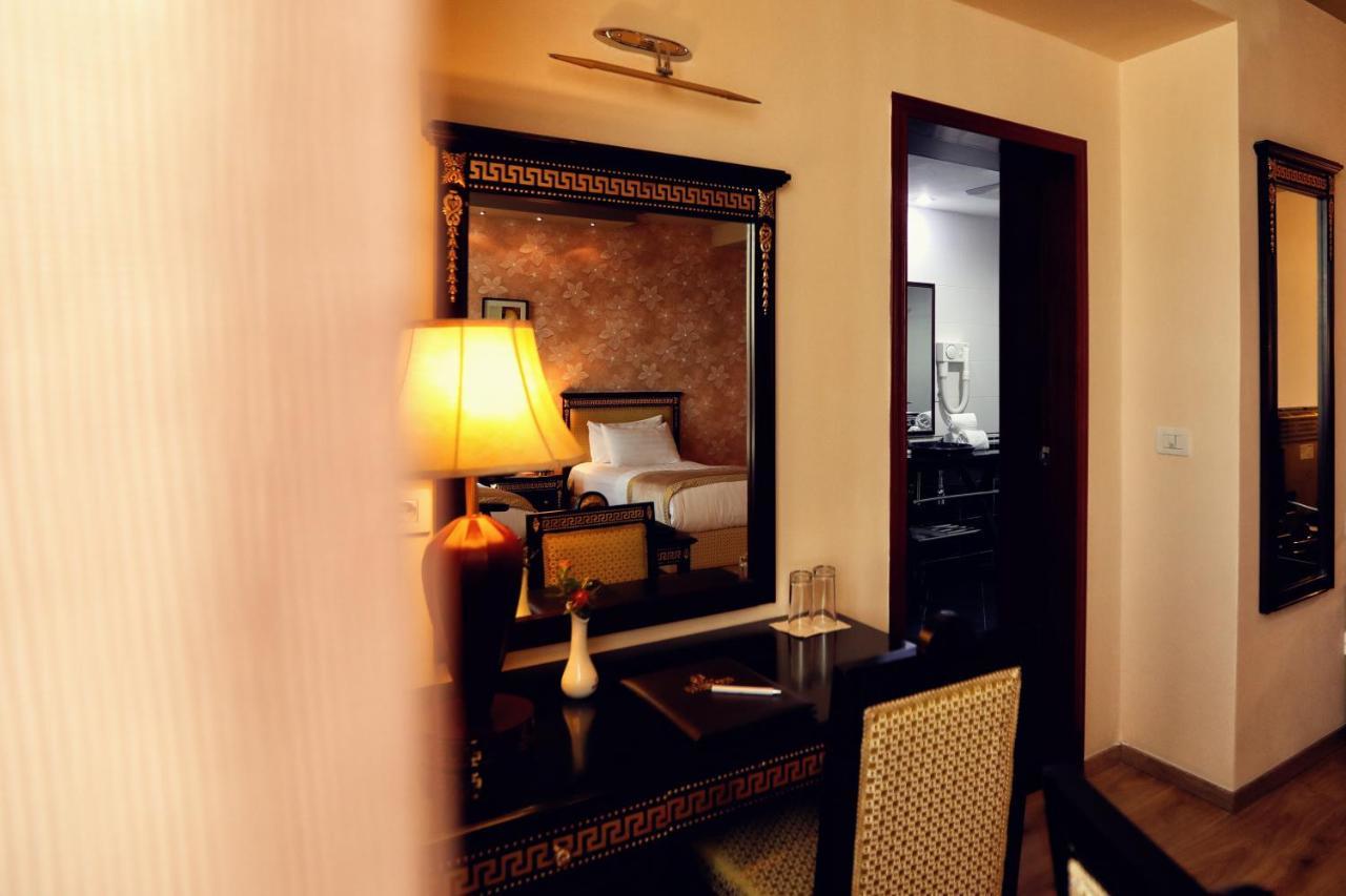 Grand Hotel Europa Shkoder Exterior photo